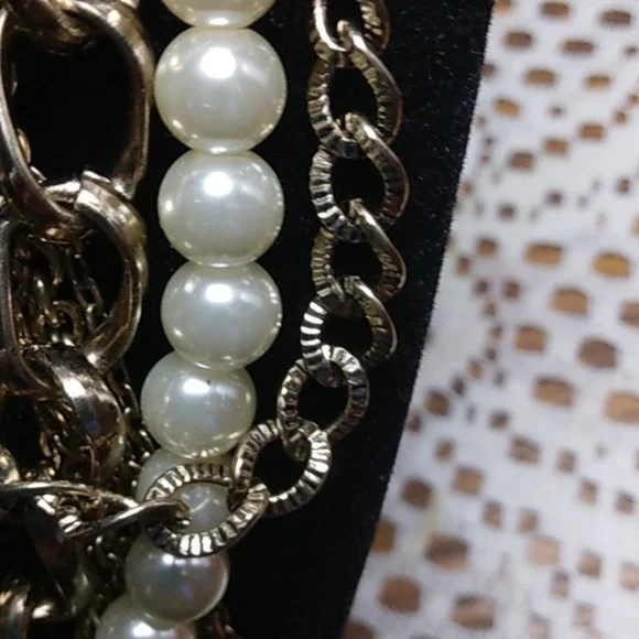 (Any 2 for $12) VTG 5 Layered necklace - Picture 6 of 9